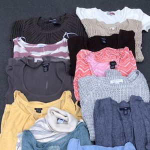 Women’s knit tops